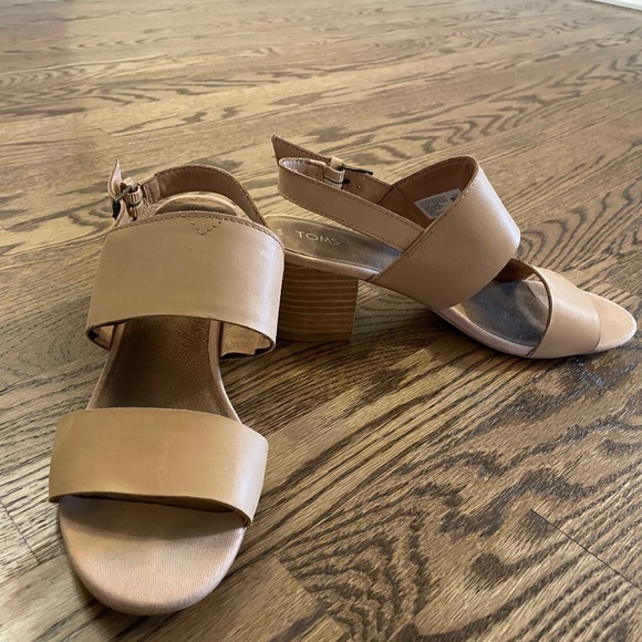 toms heeled sandals